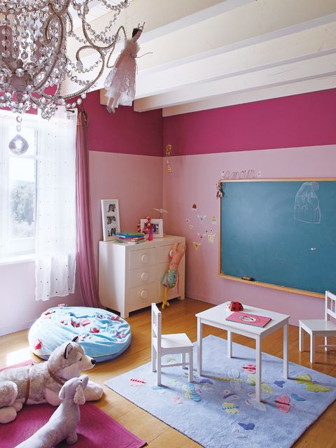 Room, Interior design, Wall, Floor, Pink, Home, Interior design, Ceiling, Flooring, Blackboard, 