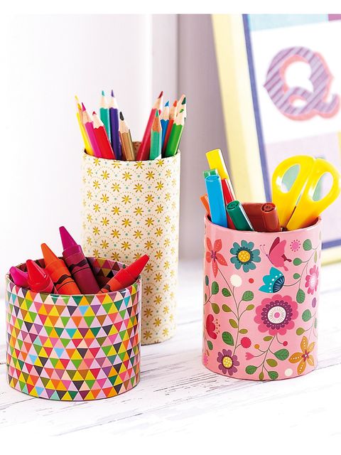 Paper product, Party supply, Stationery, Colorfulness, Writing implement, Pencil, Office supplies, Paper, Peach, Desk organizer, 