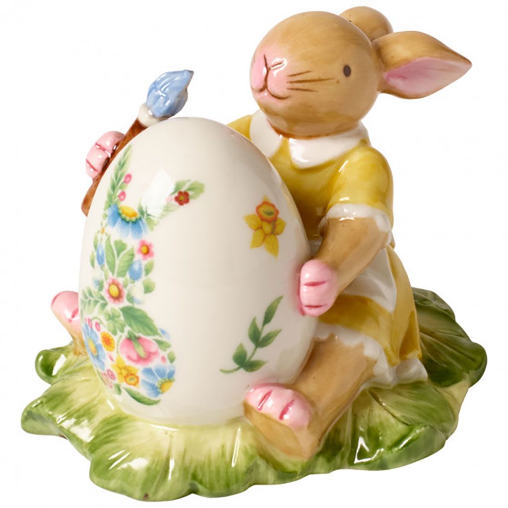 Figurine, Animal figure, Easter egg, Toy, Easter bunny, 