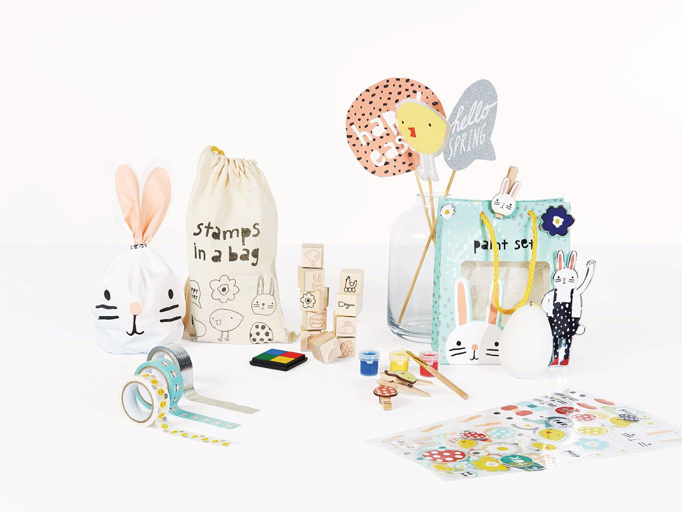 Product, Illustration, Design, Feather, Fashion accessory, Graphic design, Art, 