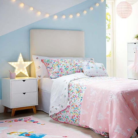 Blue, Room, Green, Interior design, Lighting, Yellow, Bed, Property, Bedding, Wall, 