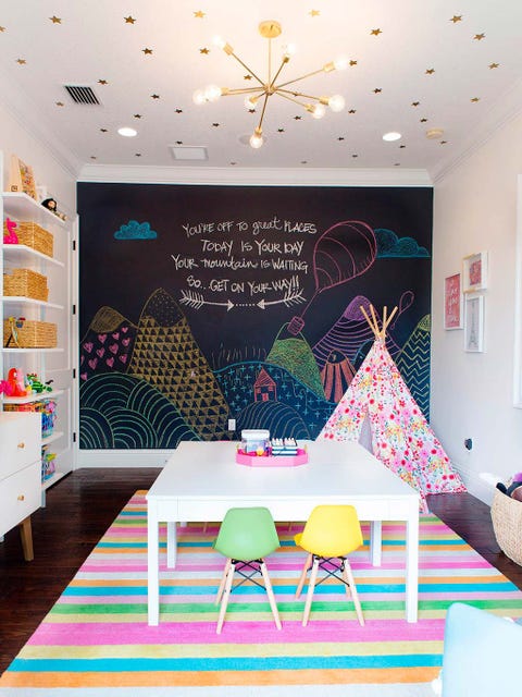 sala de manualidades con tipi