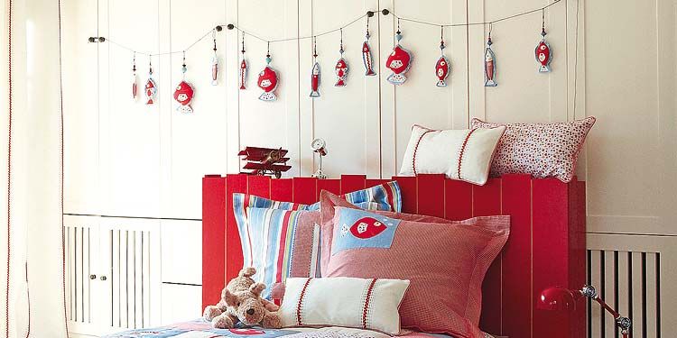Blue, Interior design, Room, Red, Textile, Floor, Bedding, Home, Wall, Furniture, 