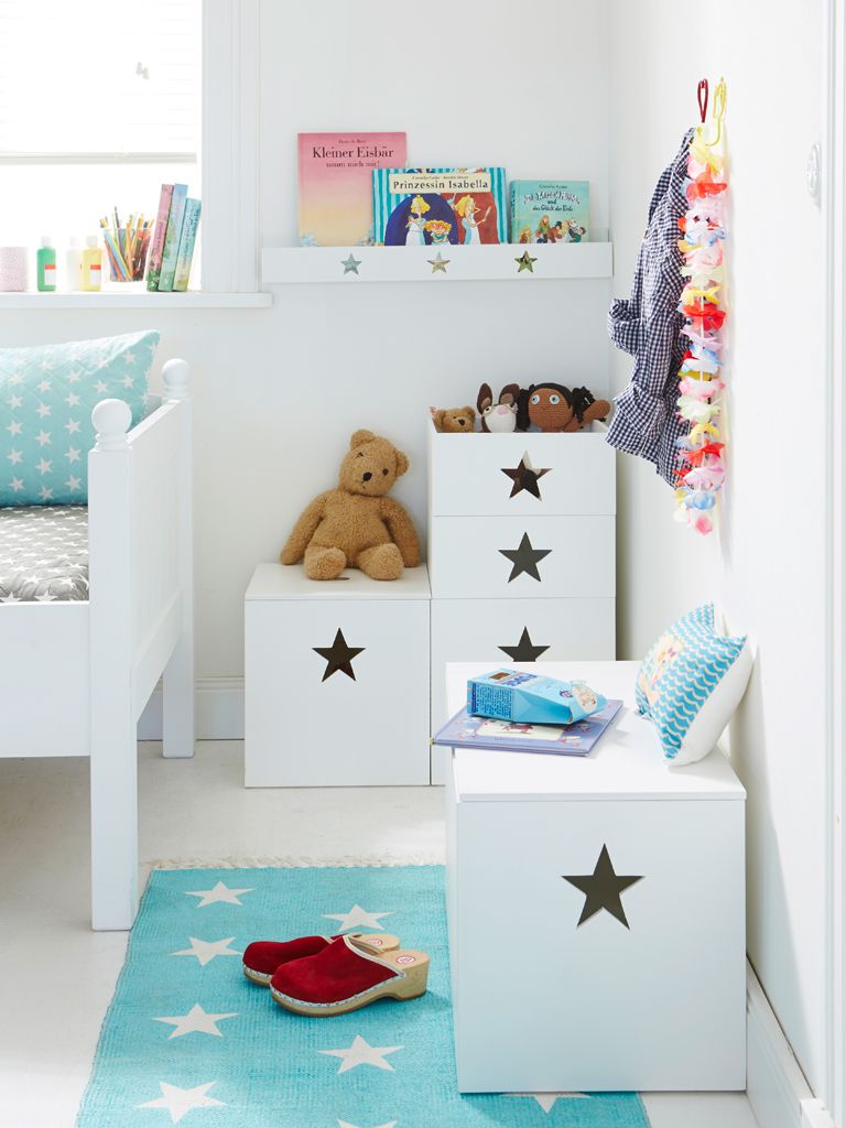 Todo lo que necesitas para montar una habitación infantil ordenada desde  cero