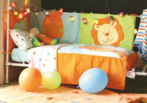 Room, Textile, Interior design, Orange, Balloon, Interior design, Bedding, Bedroom, Peach, Linens, 