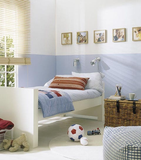 Product, Room, Interior design, Textile, Bed, Bedding, Wall, Bedroom, Bed sheet, Linens, 