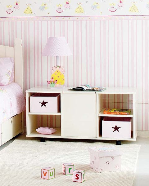 Room, Interior design, Textile, Furniture, Pink, Wall, Bed, Peach, Bedroom, Bedding, 