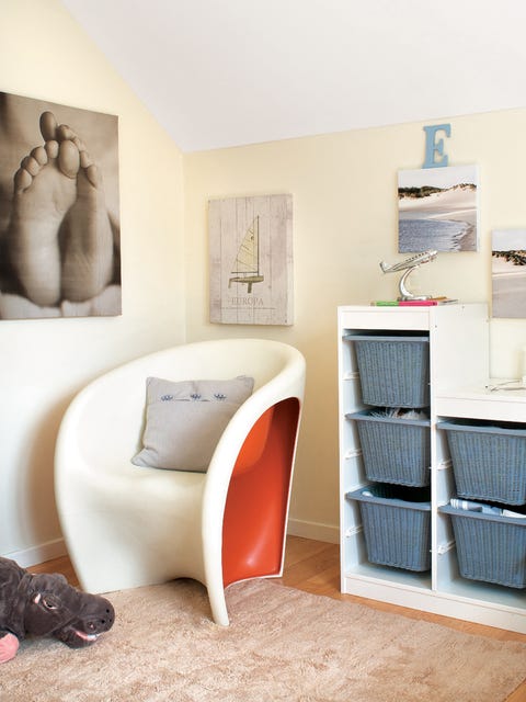 Room, Wood, Floor, Interior design, Wall, Flooring, Teal, Home, Interior design, Paint, 