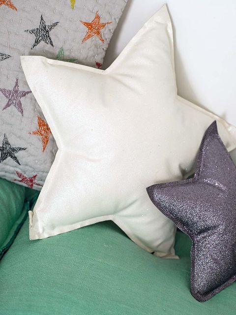 Textile, Pattern, Cushion, Linens, Creative arts, Pillow, Triangle, Throw pillow, Craft, Star, 