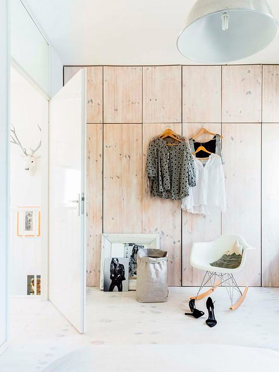 White, Room, Floor, Interior design, Furniture, Tile, Wall, Design, Bathroom, Material property, 