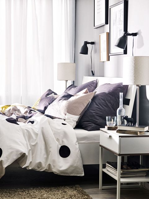 Room, Interior design, Lamp, Textile, Bedding, Bedroom, Bed sheet, Linens, Bed, Wall, 