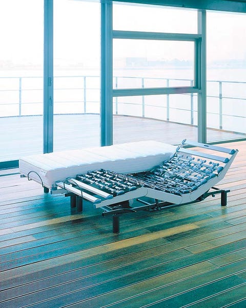 Blue, Swimming pool, Aqua, Turquoise, Teal, Azure, Daylighting, Office equipment, Rectangle, Machine, 