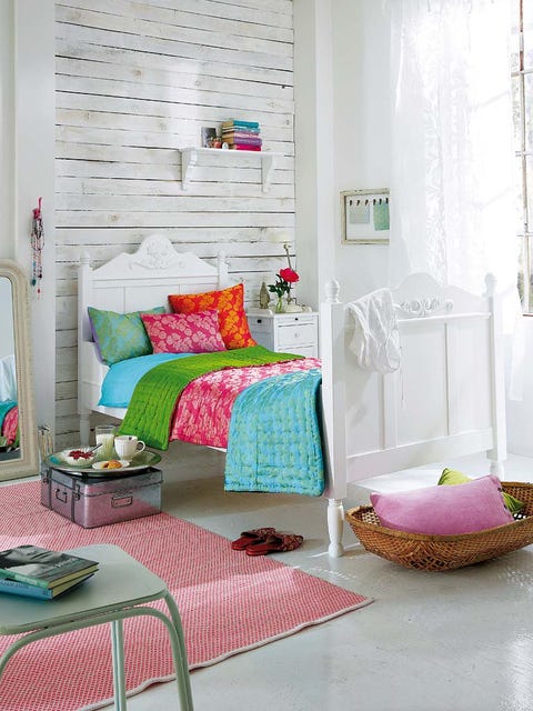 Green, Interior design, Room, Textile, Home, Wall, Furniture, Pink, Teal, Floor, 