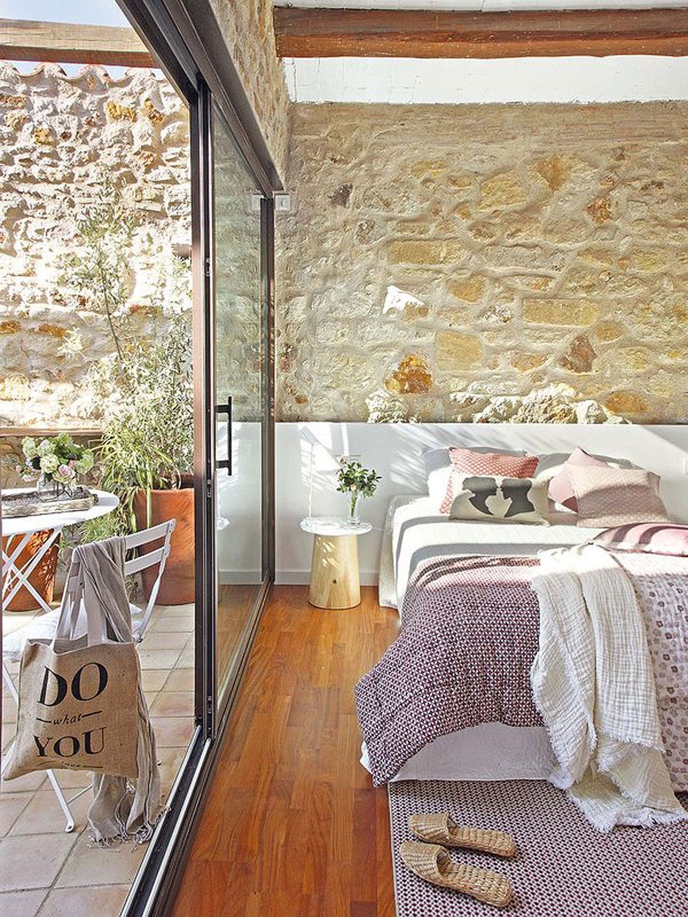 Furniture, Room, Interior design, Bedroom, Property, Wall, Floor, Bed, Building, House, 