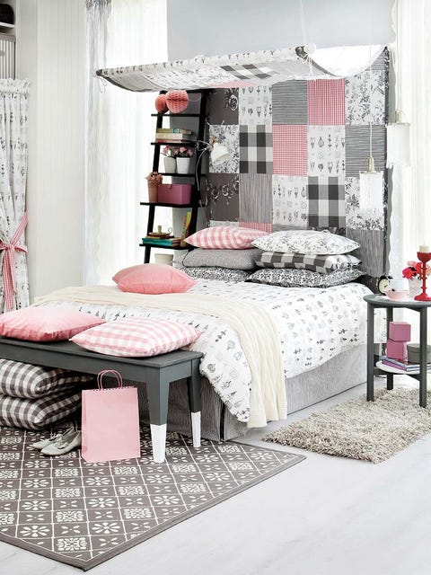 Room, Interior design, Floor, Textile, Furniture, Wall, Pink, Linens, Interior design, Flooring, 