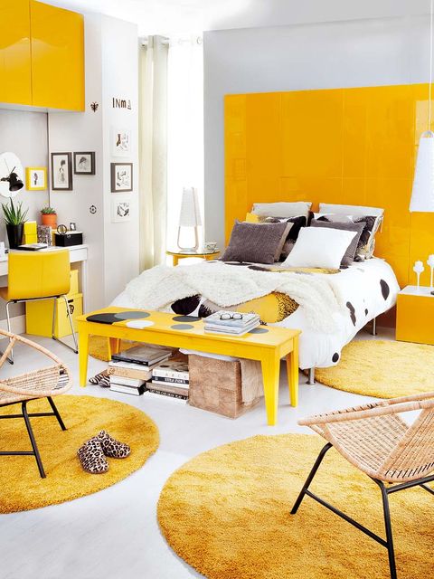 Room, Interior design, Yellow, Floor, Furniture, Wall, Flooring, Home, Bed, Lamp, 
