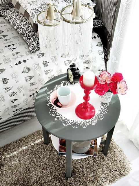 Room, Serveware, White, Furniture, Table, Interior design, Dishware, Pink, Linens, Petal, 
