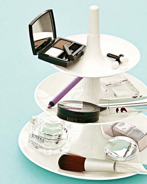 Serveware, Dishware, Cosmetics, Still life photography, Perfume, Eye shadow, Silver, Saucer, Kitchen utensil, Mirror, 