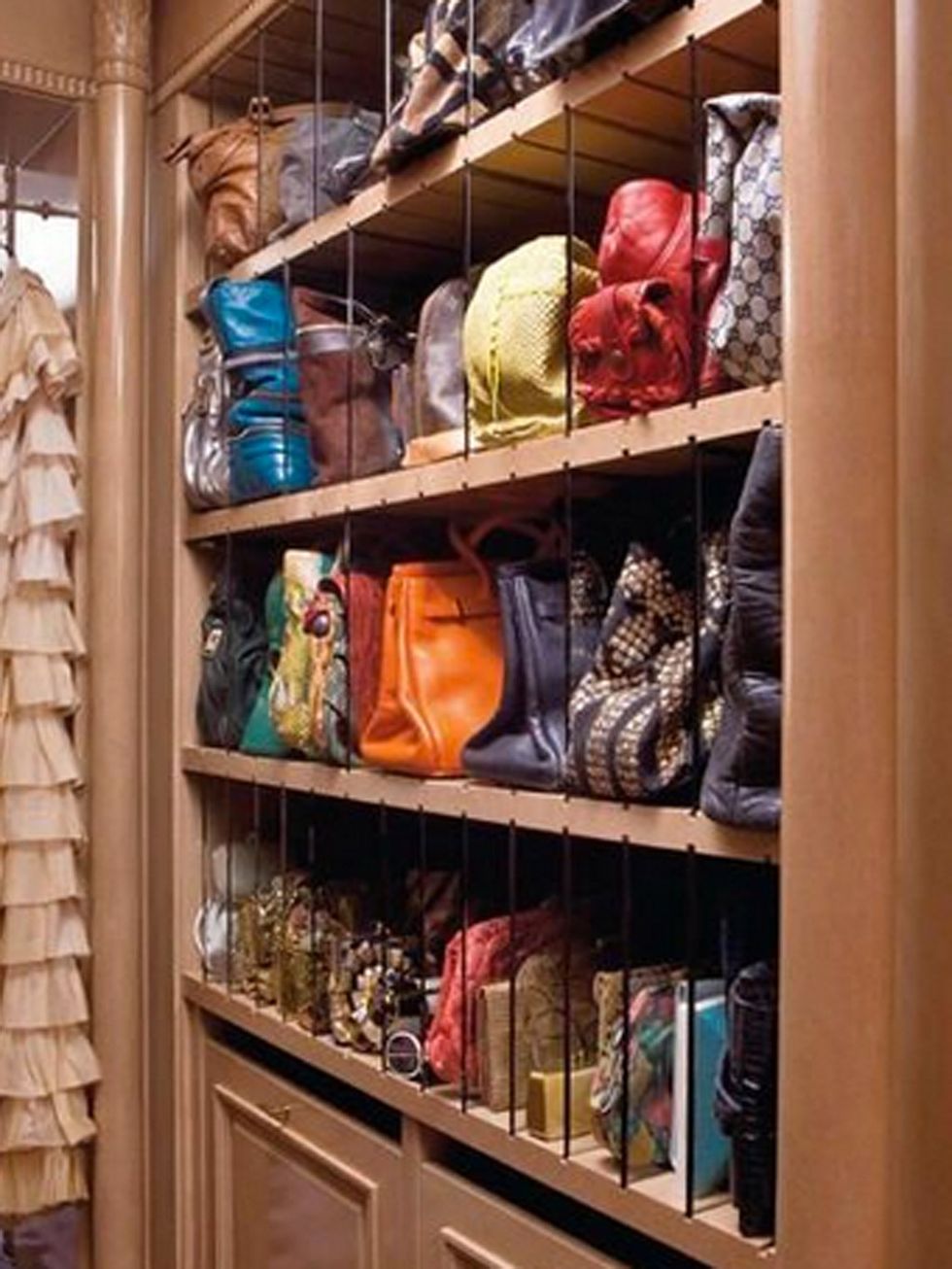 Cómo organizar tus bolsos en poco espacio y de forma fácil: 15 ideas de  decoración