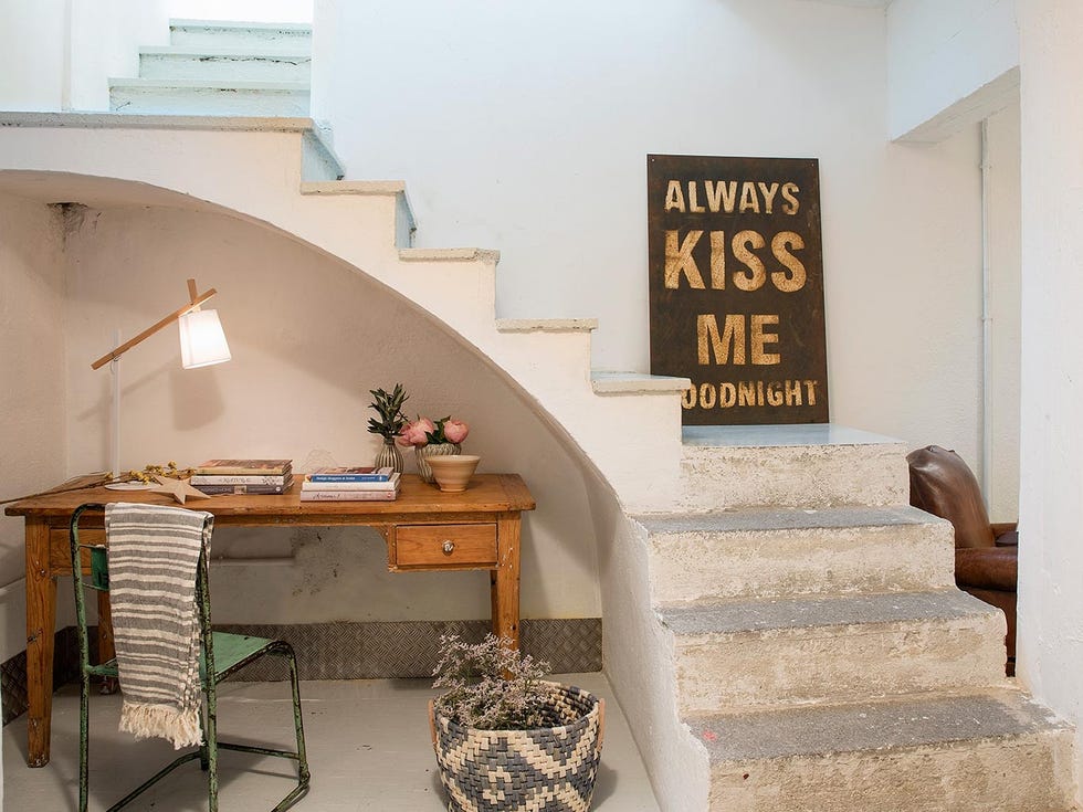 Table, Interior design, Wall, Desk, Stairs, Writing desk, Plywood, Drawer, Houseplant, Sofa tables, 