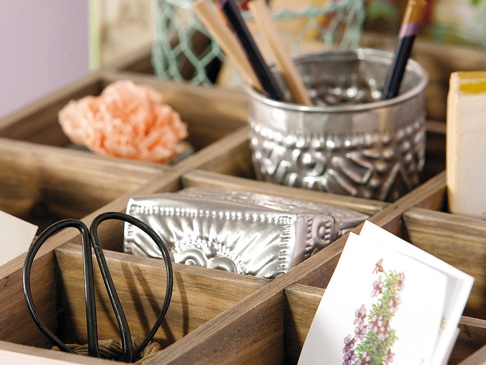 organizador de madera para el escritorio