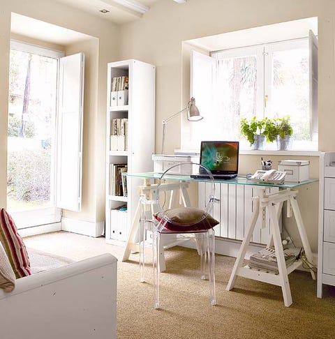 Room, Wood, Interior design, Floor, Flooring, Ceiling, Furniture, Table, Home, Drawer, 