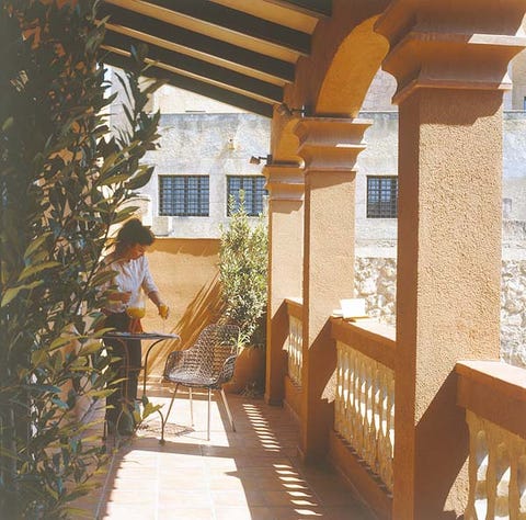 Property, Real estate, House, Home, Shade, Daylighting, Arch, Porch, Baluster, Window covering, 