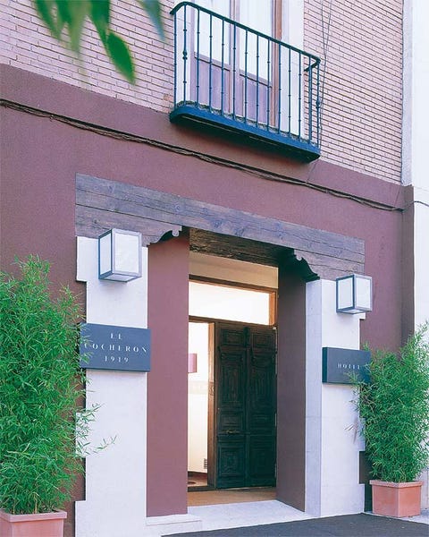 Green, Property, Architecture, Wall, Real estate, Door, Fixture, House, Home door, Balcony, 