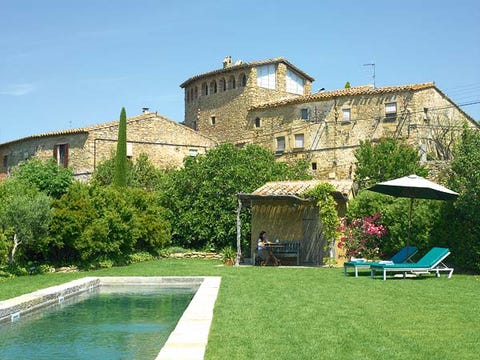 Plant, Garden, House, Outdoor furniture, Lawn, Shade, Yard, Backyard, Medieval architecture, Courtyard, 