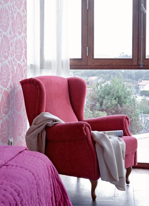 Room, Interior design, Textile, Floor, Pink, Furniture, Purple, Magenta, Flooring, Fixture, 
