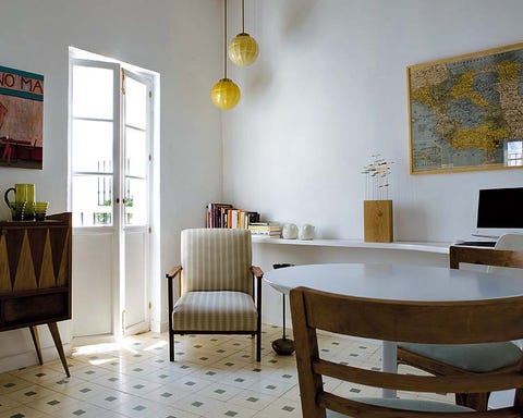 Floor, Room, Interior design, Flooring, Wood, Furniture, Table, Light fixture, Wall, Ceiling, 