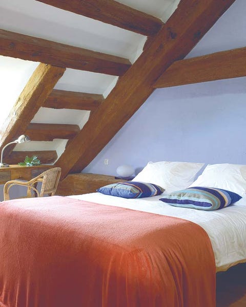 Wood, Room, Textile, Bed, Linens, Bedding, Hardwood, Bed sheet, Bedroom, Beam, 