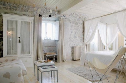Room, Interior design, Floor, Property, Textile, Furniture, Flooring, Ceiling, Table, Real estate, 