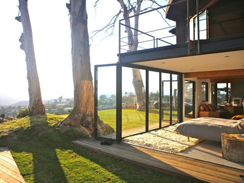 House, Trunk, Shade, Daylighting, Home, Eco hotel, Cottage, Landscaping, 
