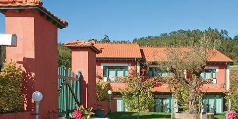 Property, Residential area, Neighbourhood, Furniture, House, Real estate, Outdoor furniture, Table, Home, Outdoor table, Property, Residential area, Neighbourhood, Furniture, House, Real estate, Outdoor furniture, Table, Home, Outdoor table,