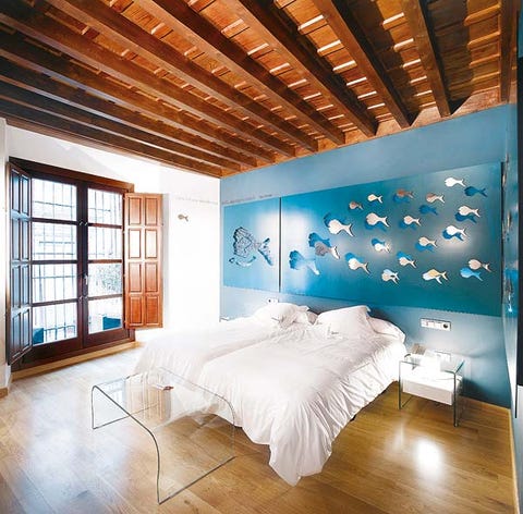 Floor, Wood, Interior design, Flooring, Room, Wall, Textile, Ceiling, Bed, Interior design, 