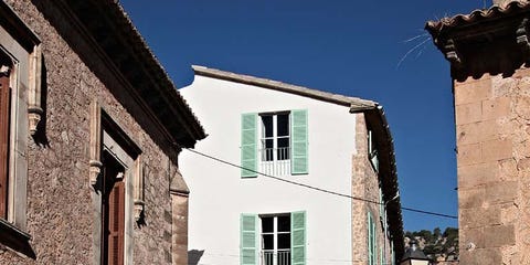 Window, Property, Neighbourhood, Wall, Stairs, Town, Residential area, House, Brick, Door, Window, Property, Neighbourhood, Wall, Stairs, Town, Residential area, House, Brick, Door,