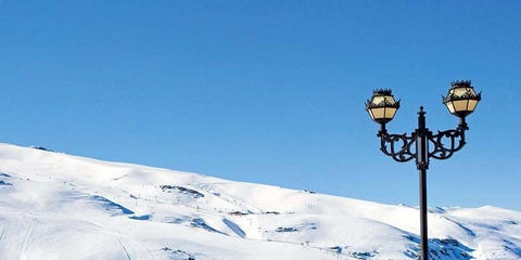 Winter, Mountain range, Street light, Slope, Snow, Outdoor furniture, Glacial landform, Mountain, Hill station, Light fixture, Winter, Mountain range, Street light, Slope, Snow, Outdoor furniture, Glacial landform, Mountain, Hill station, Light fixture,