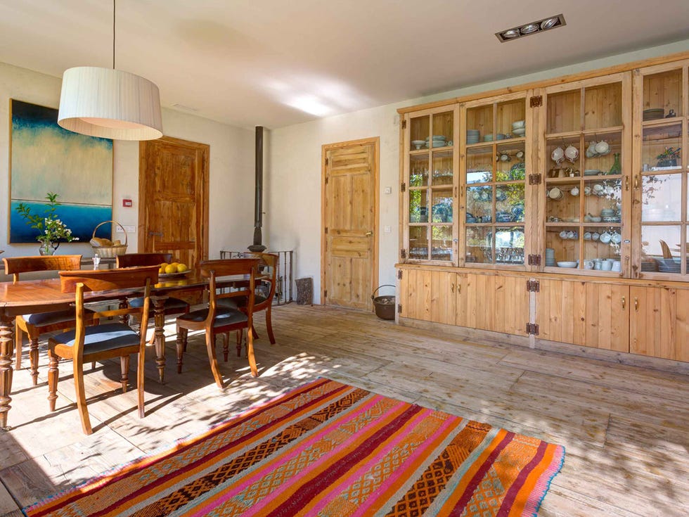 Room, Property, Furniture, Building, Interior design, Floor, House, Real estate, Table, Home, 