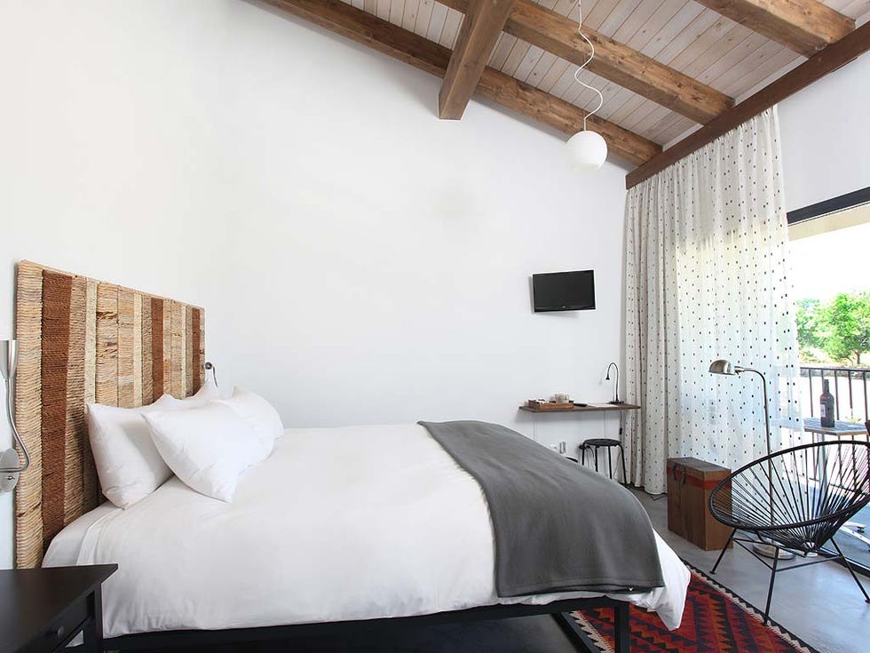 Furniture, Bedroom, Room, Property, Bed, Interior design, Bedding, Bed frame, Ceiling, Bed sheet, 