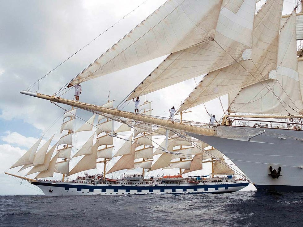 Vehicle, Sailing ship, Boat, Barquentine, Tall ship, Full-rigged ship, Watercraft, Clipper, Sail, Mast, 