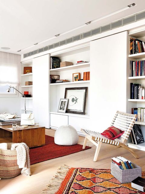 Furniture, Room, Living room, Shelf, White, Interior design, Shelving, Property, Bookcase, Building, 