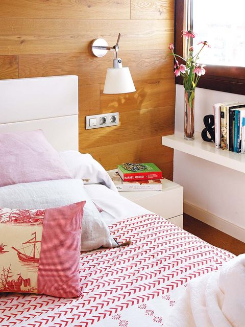 Bedroom, Room, Furniture, Bed sheet, Bed, Pink, Interior design, Wall, Bedding, Floor, 