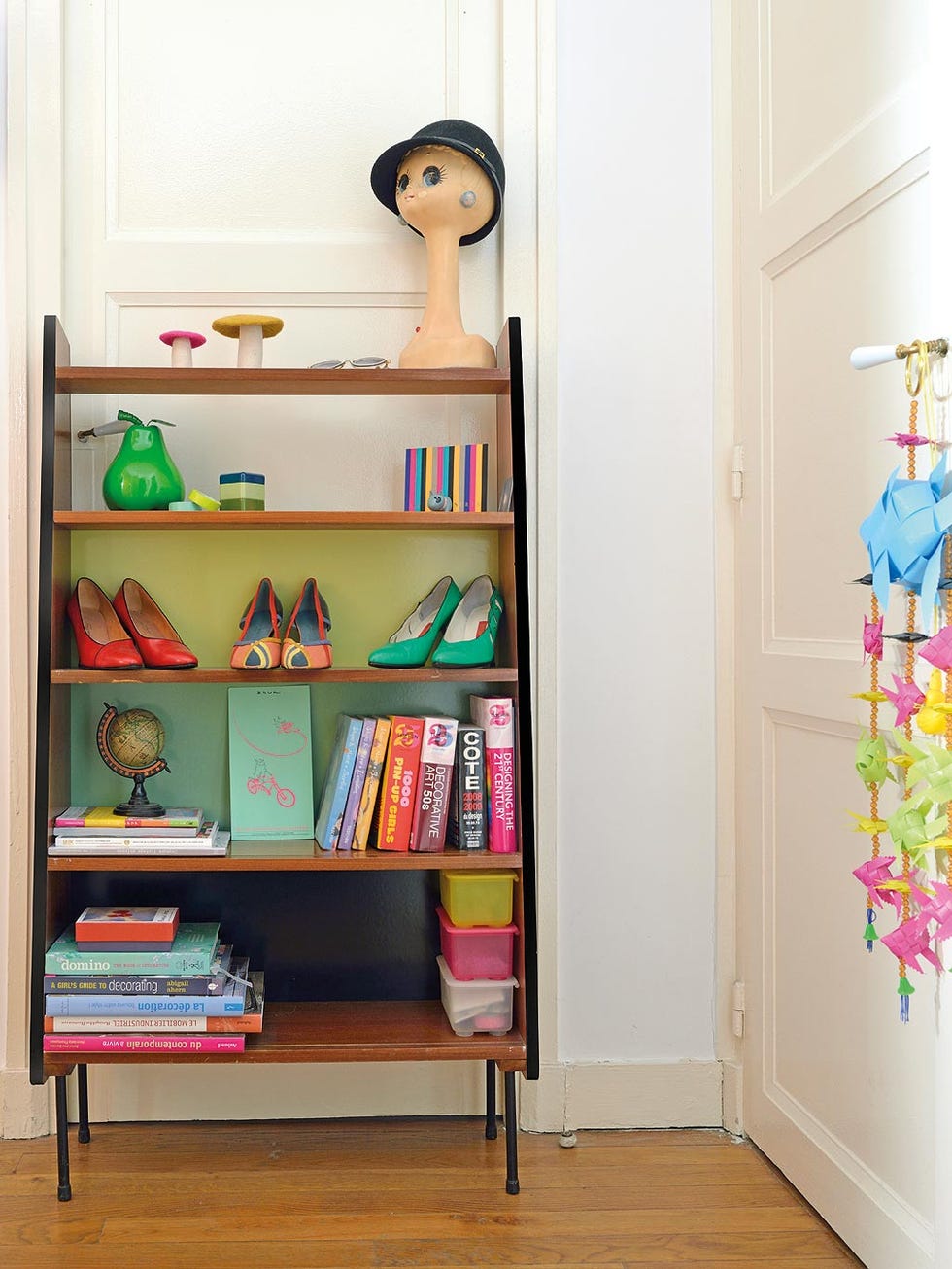 Shelf, Shelving, Furniture, Bookcase, Room, Wall, Interior design, Floor, Table, Ladder, 