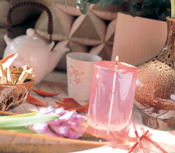 vela aromática rosa