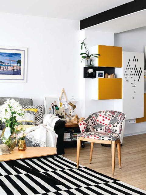 Room, Interior design, Floor, Flooring, Wall, Furniture, Interior design, Home, Ceiling, Home accessories, 