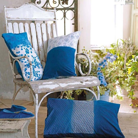 Blue, Furniture, Pillow, Throw pillow, Cushion, Teal, Aqua, Turquoise, Outdoor furniture, Electric blue, 