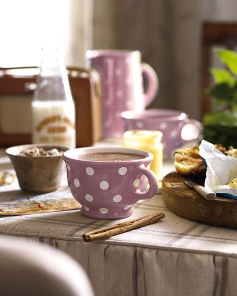 Serveware, Dishware, Drinkware, Table, Tableware, Cup, Porcelain, Coffee cup, Ceramic, Teacup, 