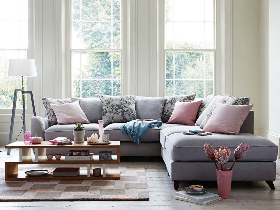 Interior design, Room, Brown, Green, Living room, Furniture, Home, Wall, White, Table, 