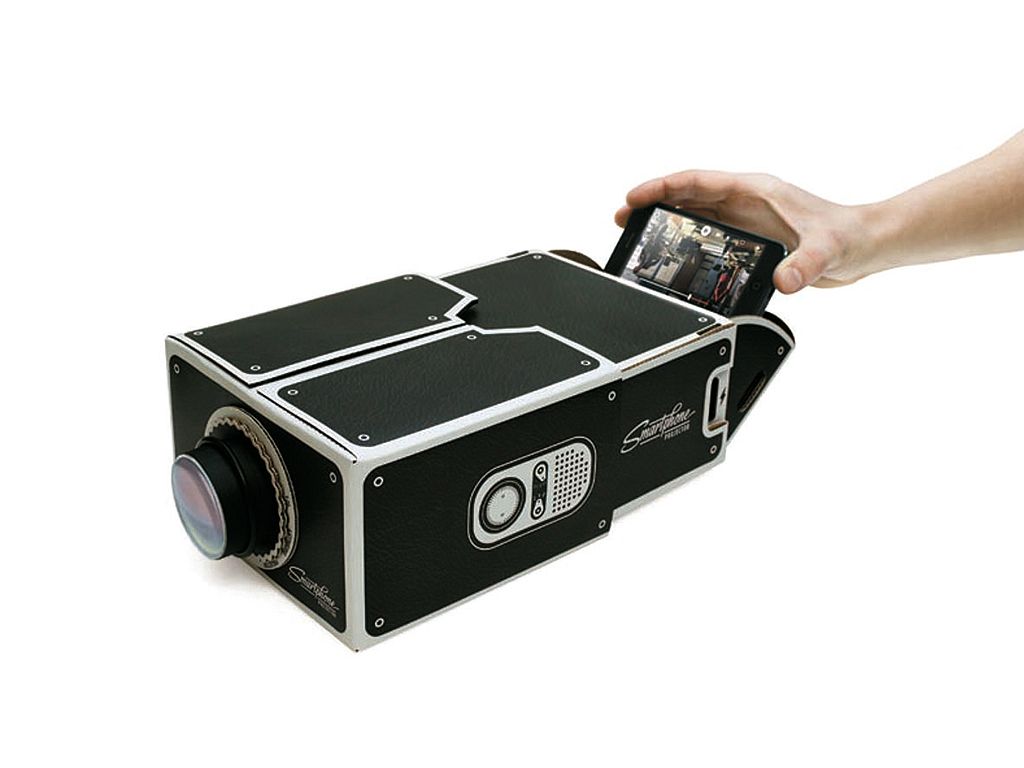 Electronic device, Technology, Electronics, Cameras & optics, Space, Gadget, Circle, Film camera, Plastic, Silver, 